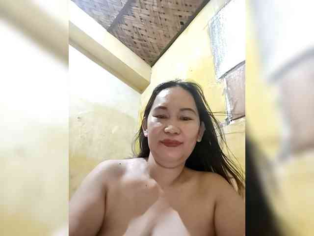 SweetMonlight webcam