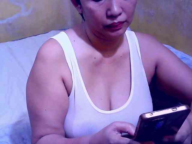 SweetMonlight webcam
