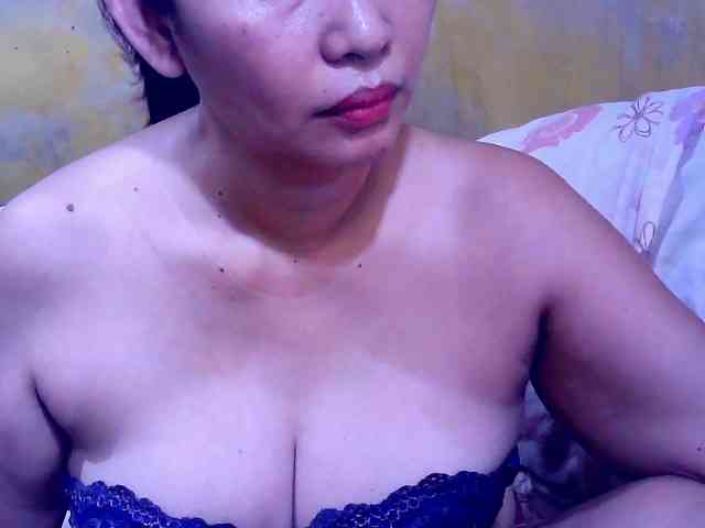 SweetMonlight webcam