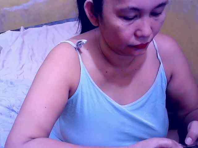 SweetMonlight webcam