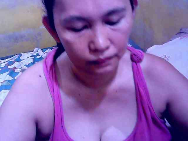 SweetMonlight webcam