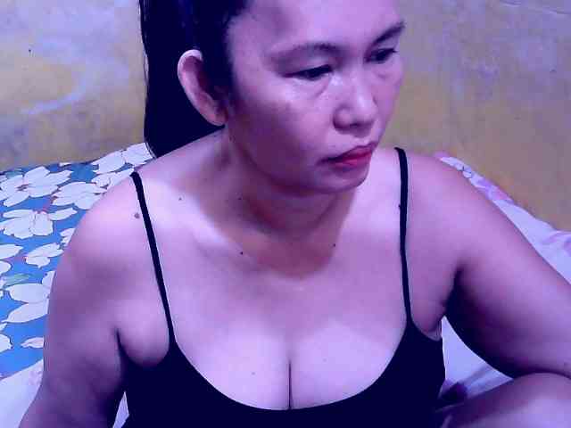 SweetMonlight webcam