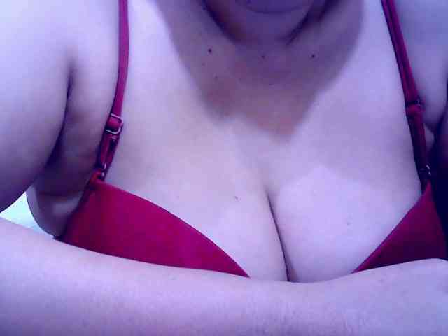 SweetMonlight webcam