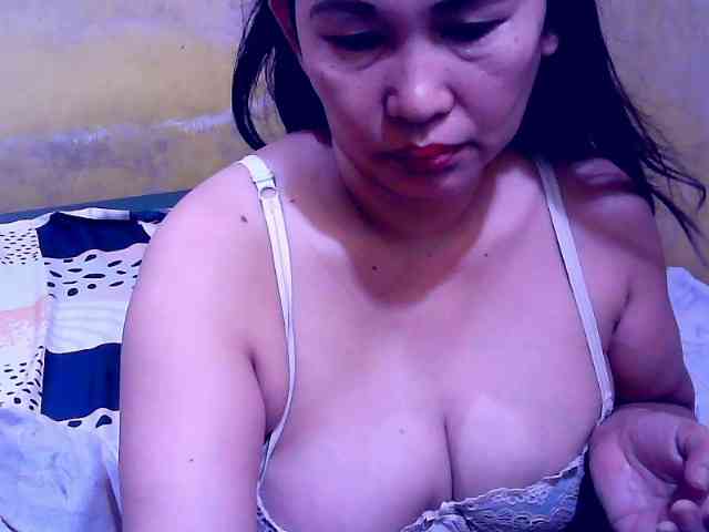 SweetMonlight webcam