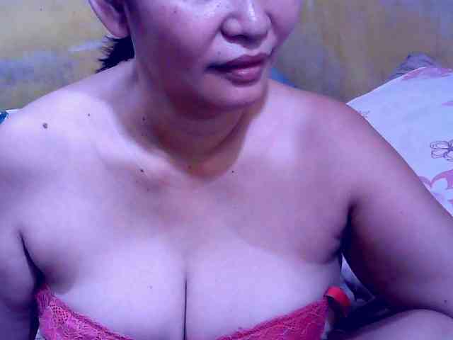 SweetMonlight webcam