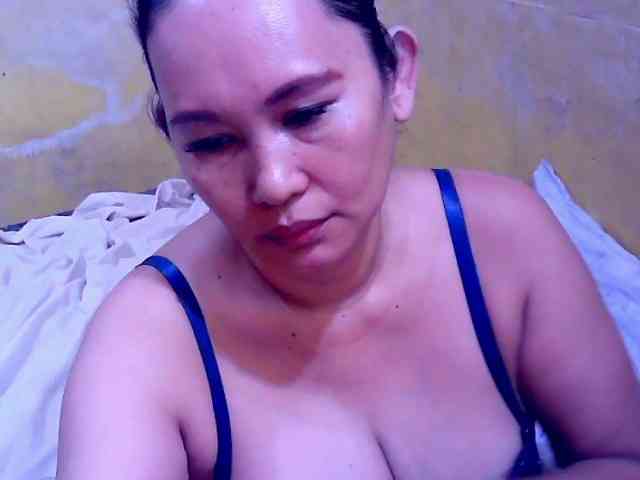 SweetMonlight webcam