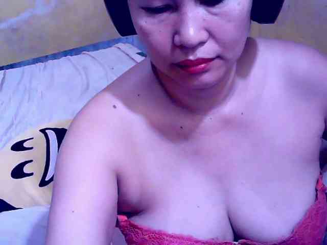 SweetMonlight webcam