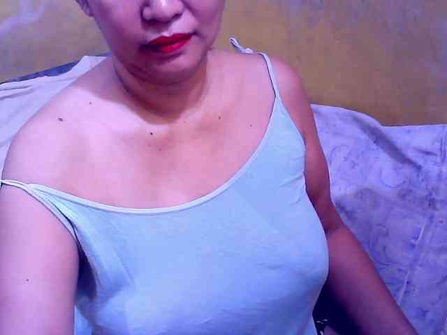 SweetMonlight webcam