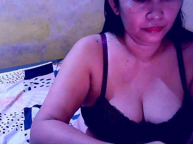 SweetMonlight webcam