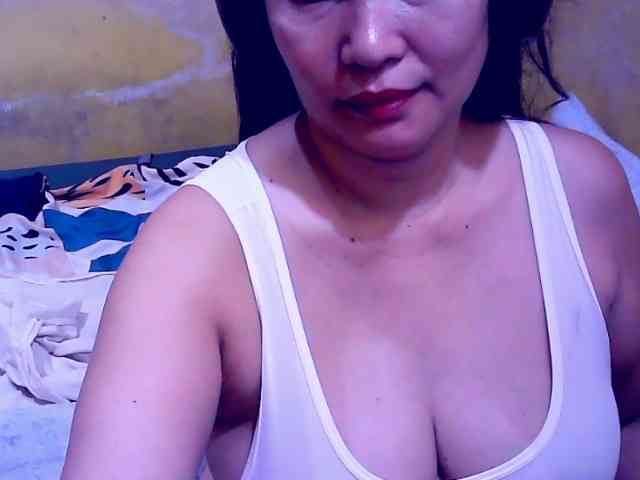 SweetMonlight webcam