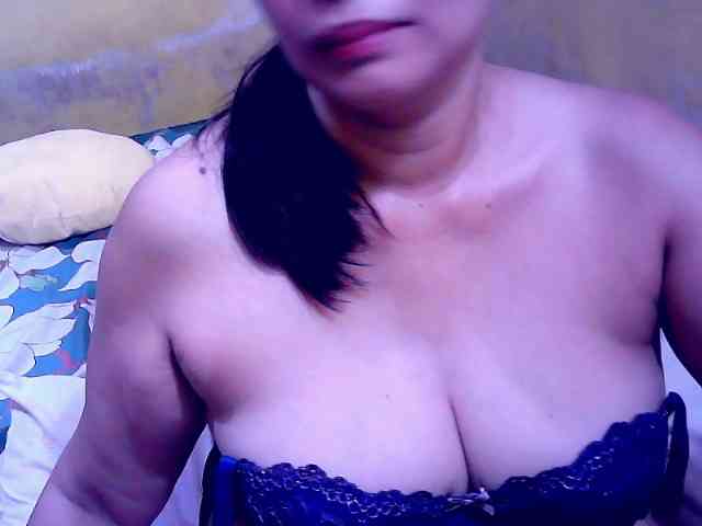 SweetMonlight webcam
