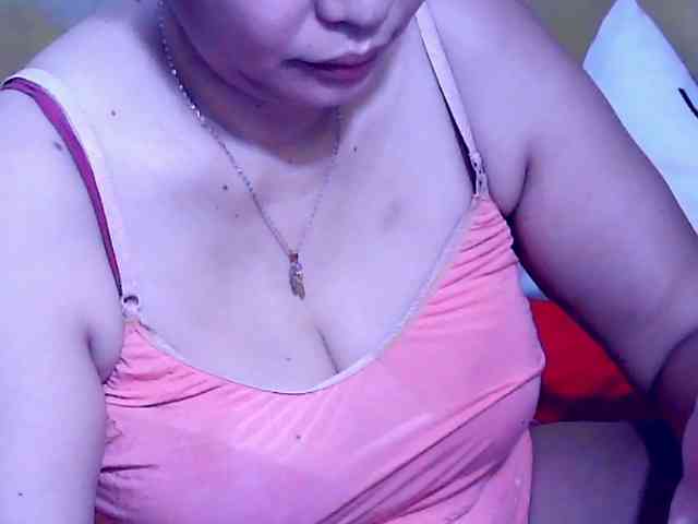 SweetMonlight webcam