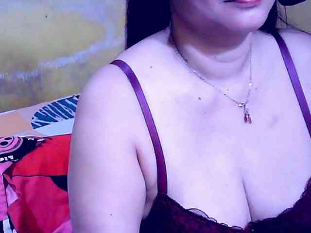 SweetMonlight webcam