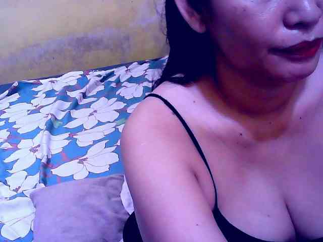 SweetMonlight webcam