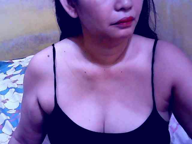 SweetMonlight webcam