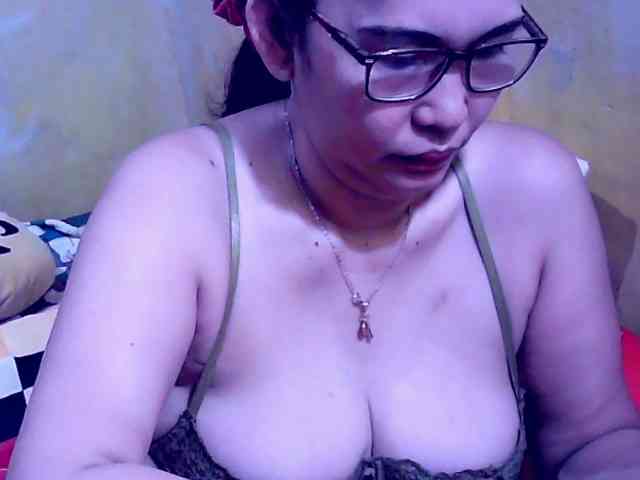 SweetMonlight webcam