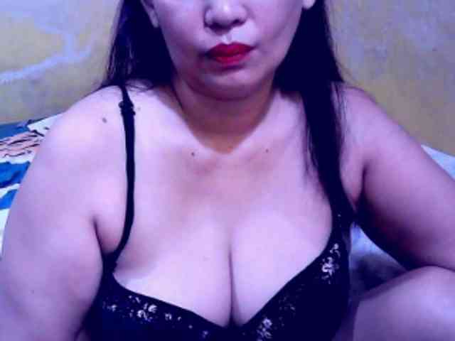 SweetMonlight webcam