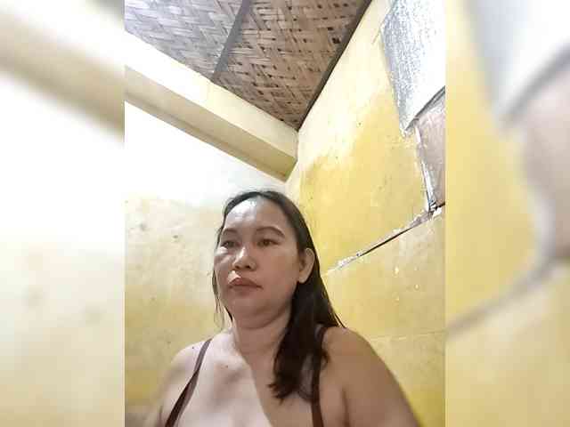 SweetMonlight webcam