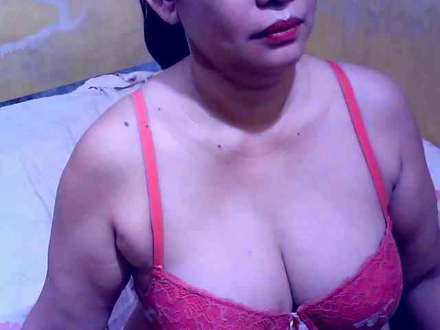 SweetMonlight webcam