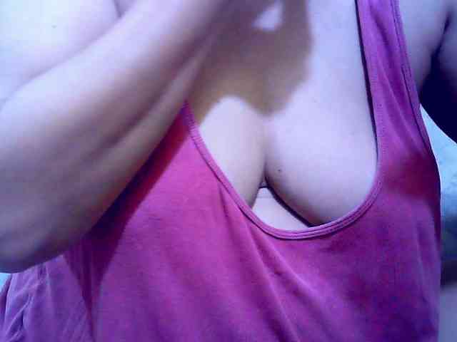 SweetMonlight webcam
