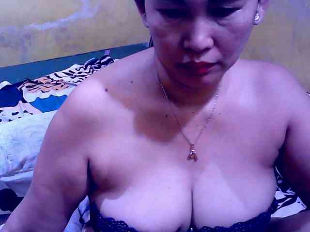 SweetMonlight webcam