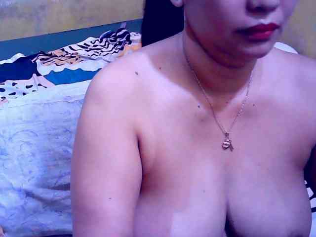 SweetMonlight webcam