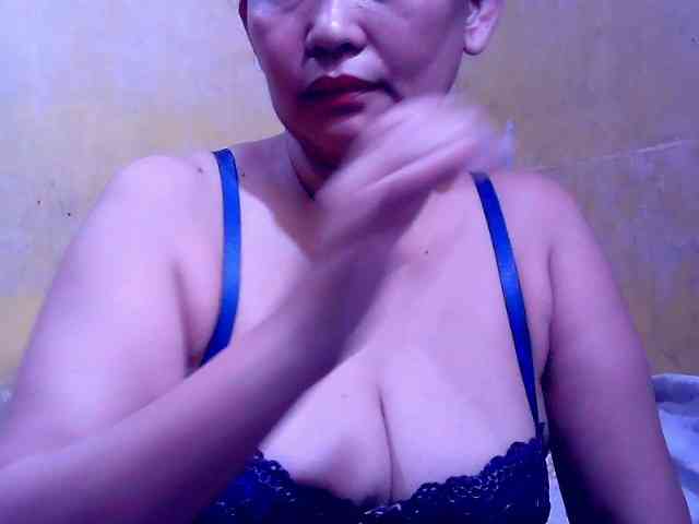 SweetMonlight webcam
