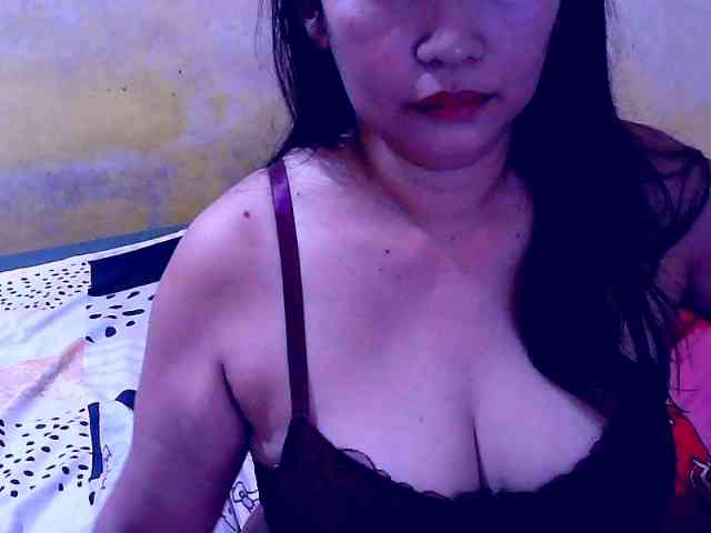 SweetMonlight webcam