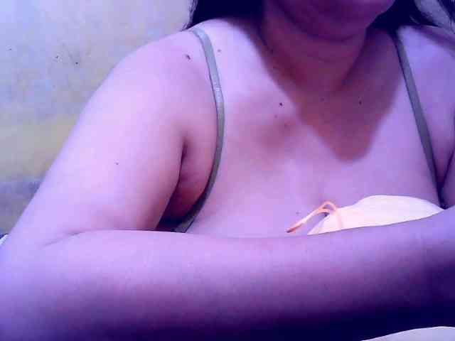 SweetMonlight webcam