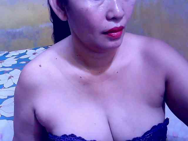 SweetMonlight webcam