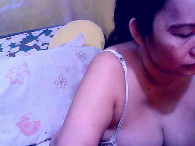 SweetMonlight webcam