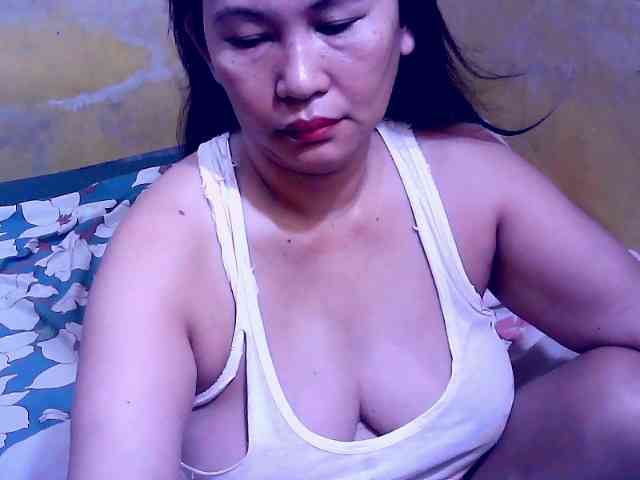 SweetMonlight webcam