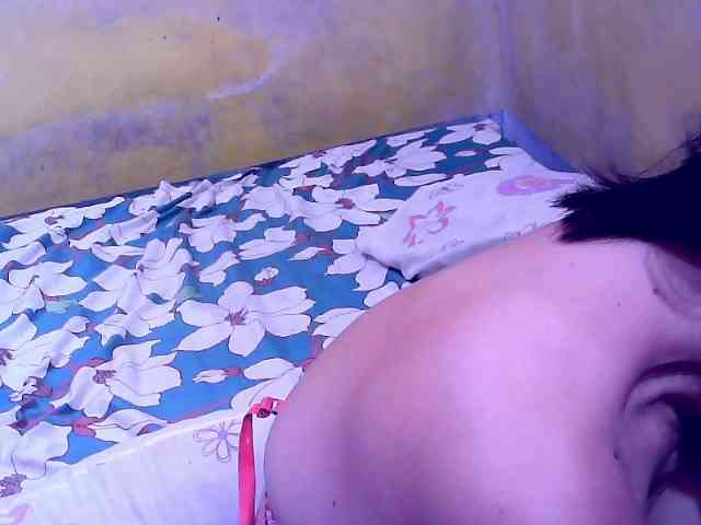 SweetMonlight webcam