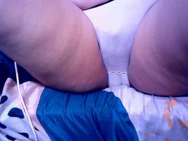 SweetMonlight webcam
