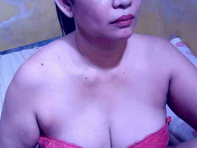 SweetMonlight webcam