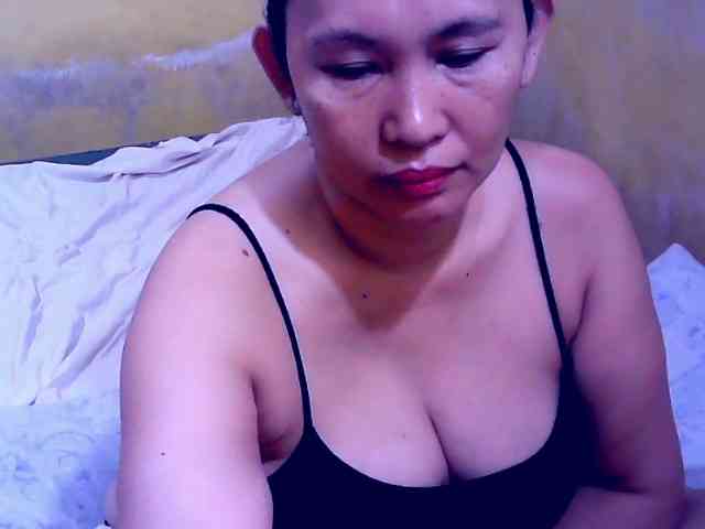 SweetMonlight webcam