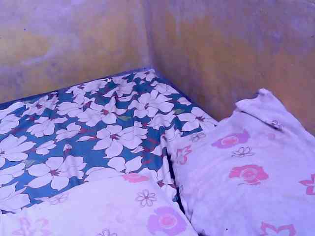 SweetMonlight webcam