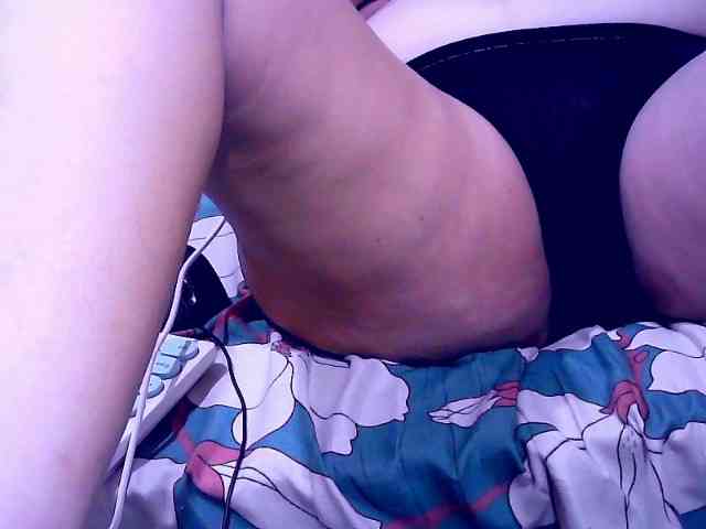 SweetMonlight webcam