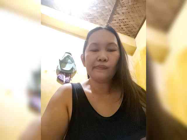 SweetMonlight webcam