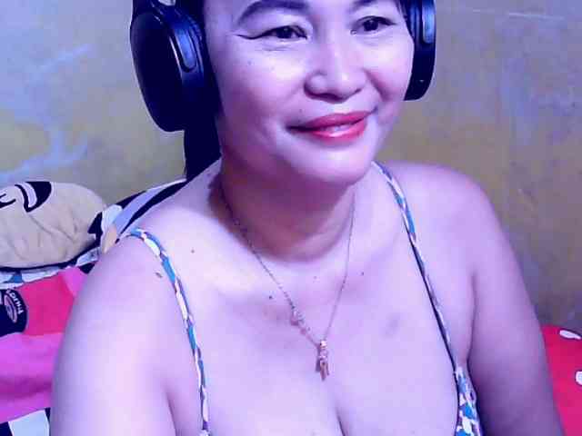 SweetMonlight webcam