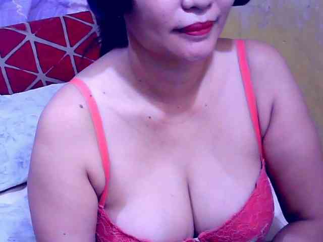 SweetMonlight webcam