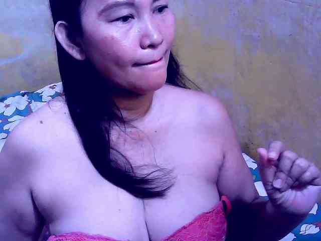SweetMonlight webcam