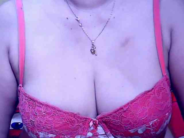 SweetMonlight webcam