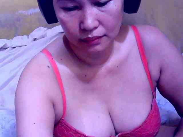 SweetMonlight webcam