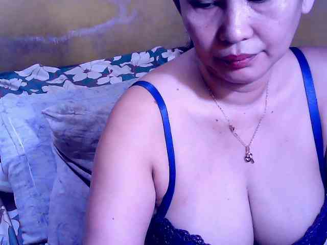 SweetMonlight webcam