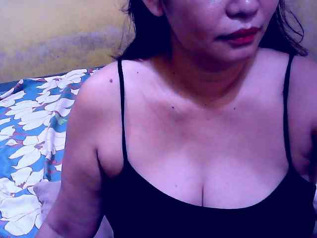 SweetMonlight webcam