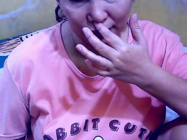 SweetMonlight webcam