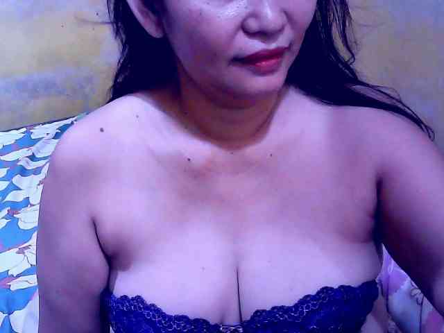SweetMonlight webcam