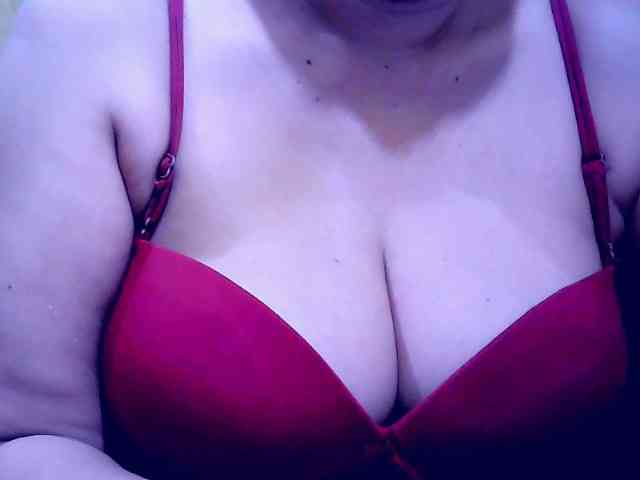 SweetMonlight webcam