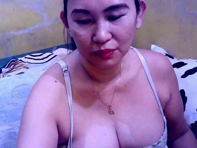 SweetMonlight webcam